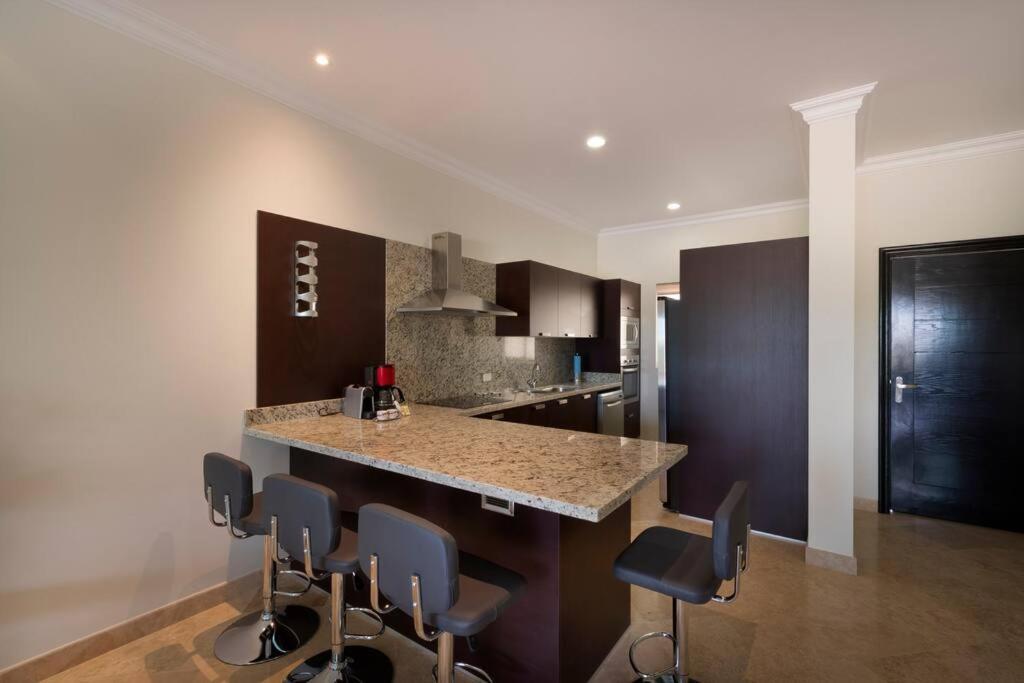 Condo Maravilla - New Luxurious Condo 300Mt From The Beach Cabo San Lucas Exterior foto